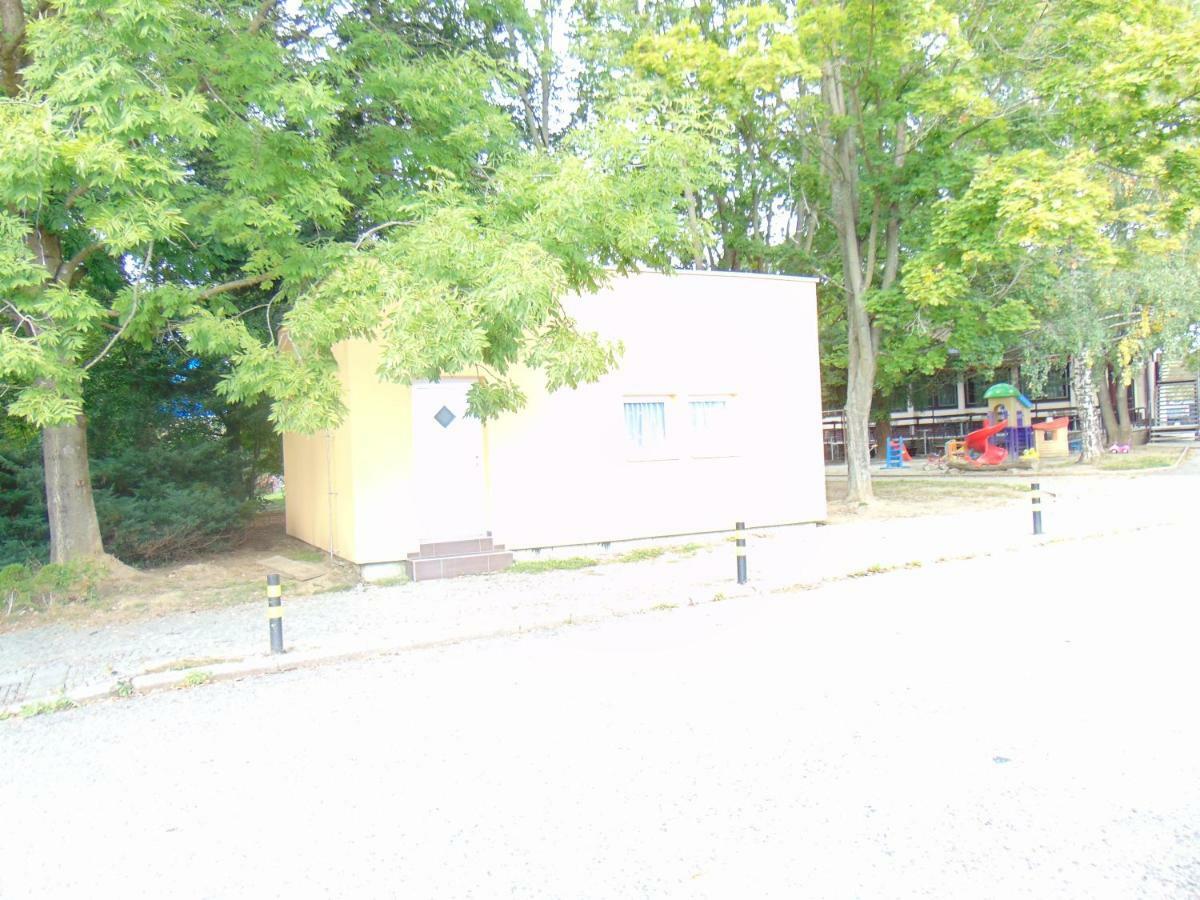 Penzion V Raji ストラコニツェ エクステリア 写真